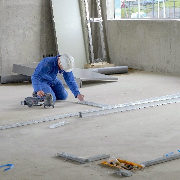 Des plaquistes spécialistes du cloisonnage pour réaménager votre intérieur de Montfermeil | Tehni Oros